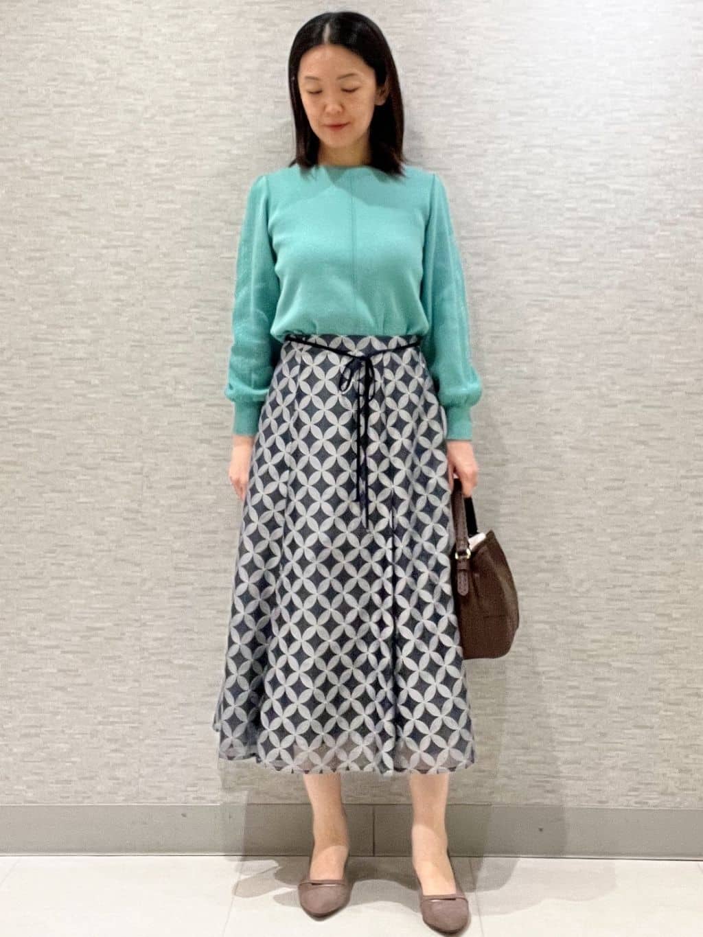 marikoさんの「Reflect｜【選べる8色／スカートにもパンツにも◎】ウール混ボートネックニット」を使ったコーディネート