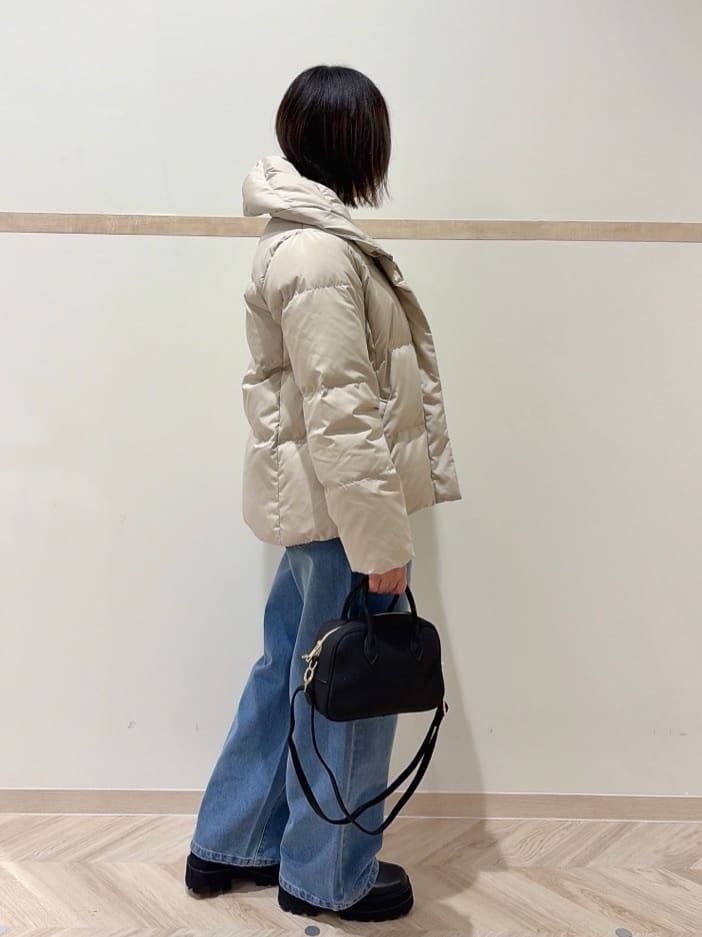 だいちゃさんの「SHOO･LA･RUE｜【撥水/洗える】ショートフーディーダウン」を使ったコーディネート