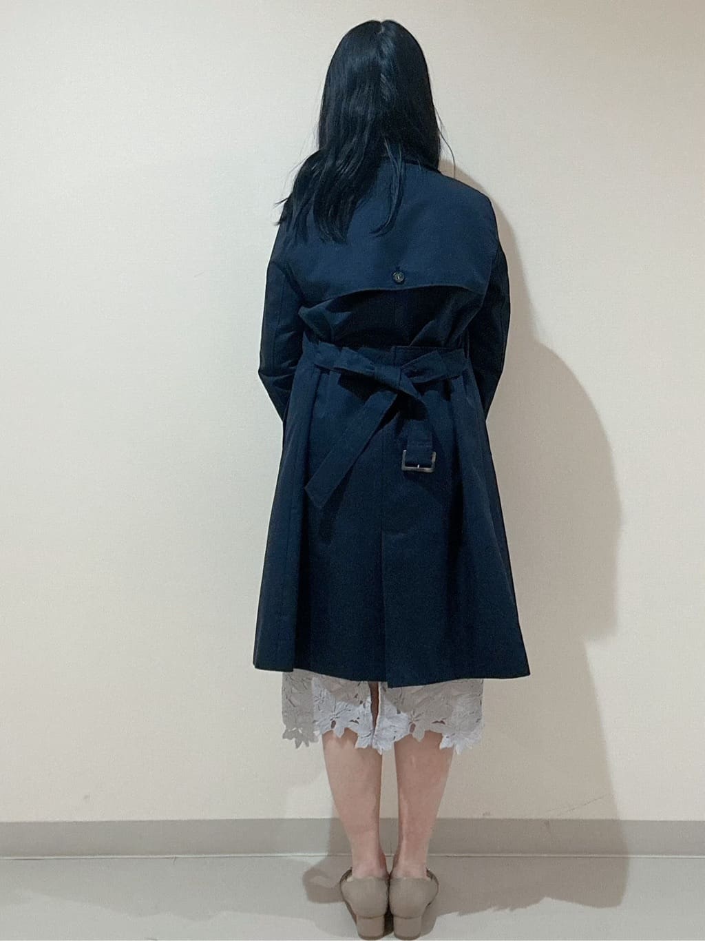 カナコさんの「index｜撥水トレンチコート【洗濯機OK／花粉対応】《XS～3L》」を使ったコーディネート