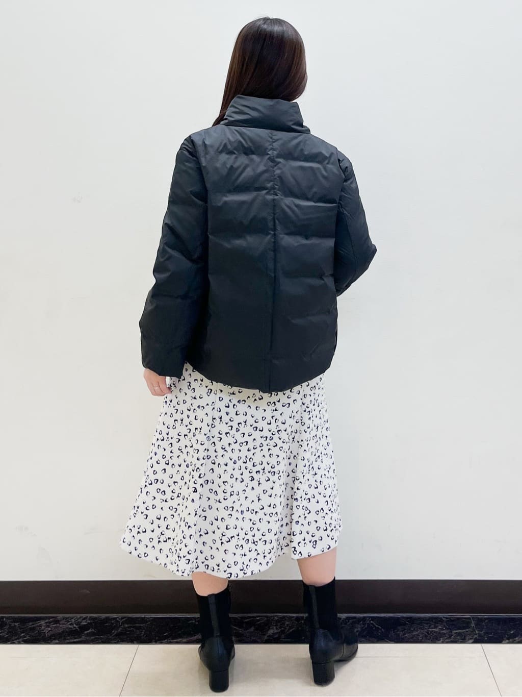 mikikoさんの「Reflect｜【すっきりシルエット】ショート丈ダウンコート」を使ったコーディネート