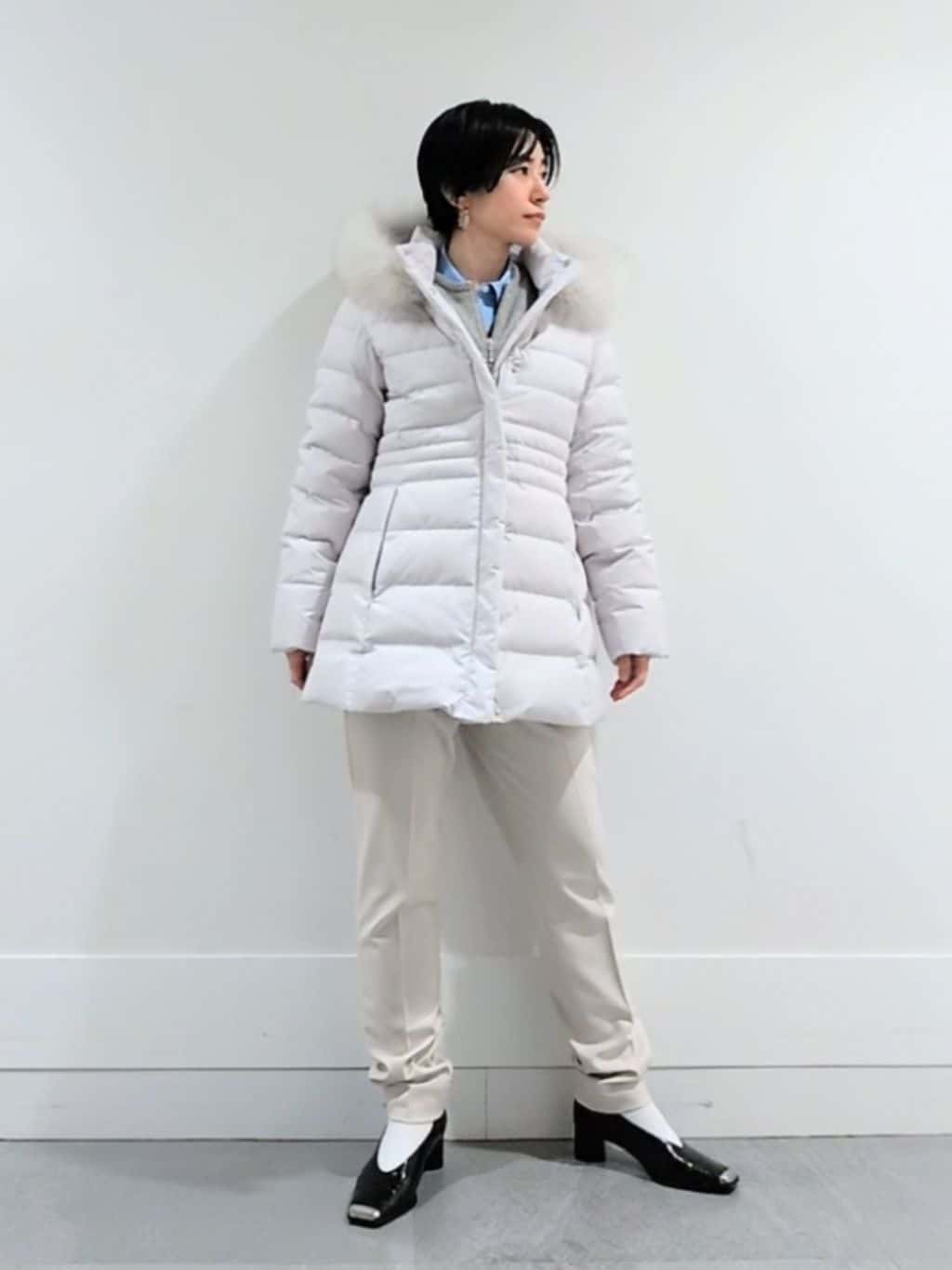 ミズタさんの「UNTITLED｜【はっ水機能/フード取り外し可】ミディダウンコート」を使ったコーディネート