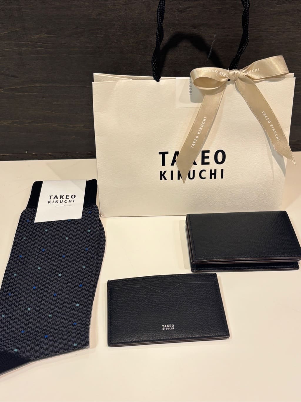 ヒナさんの「TAKEO KIKUCHI｜番千鳥ドットドレスソックス」を使ったコーディネート
