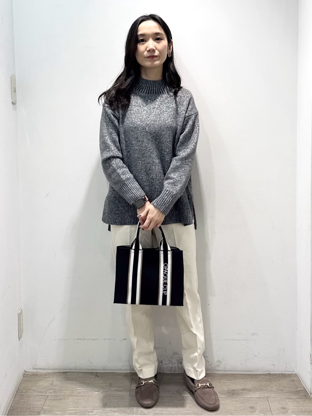 yuicciさんの「OPAQUE.CLIP｜ウォームタッチ テーパードパンツ【洗濯機洗OK／ストレッチ】」を使ったコーディネート