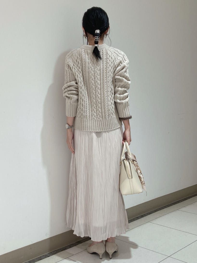 環さんの「UNTITLED｜【洗える】スポンディッシュ ケーブル柄ニット」を使ったコーディネート