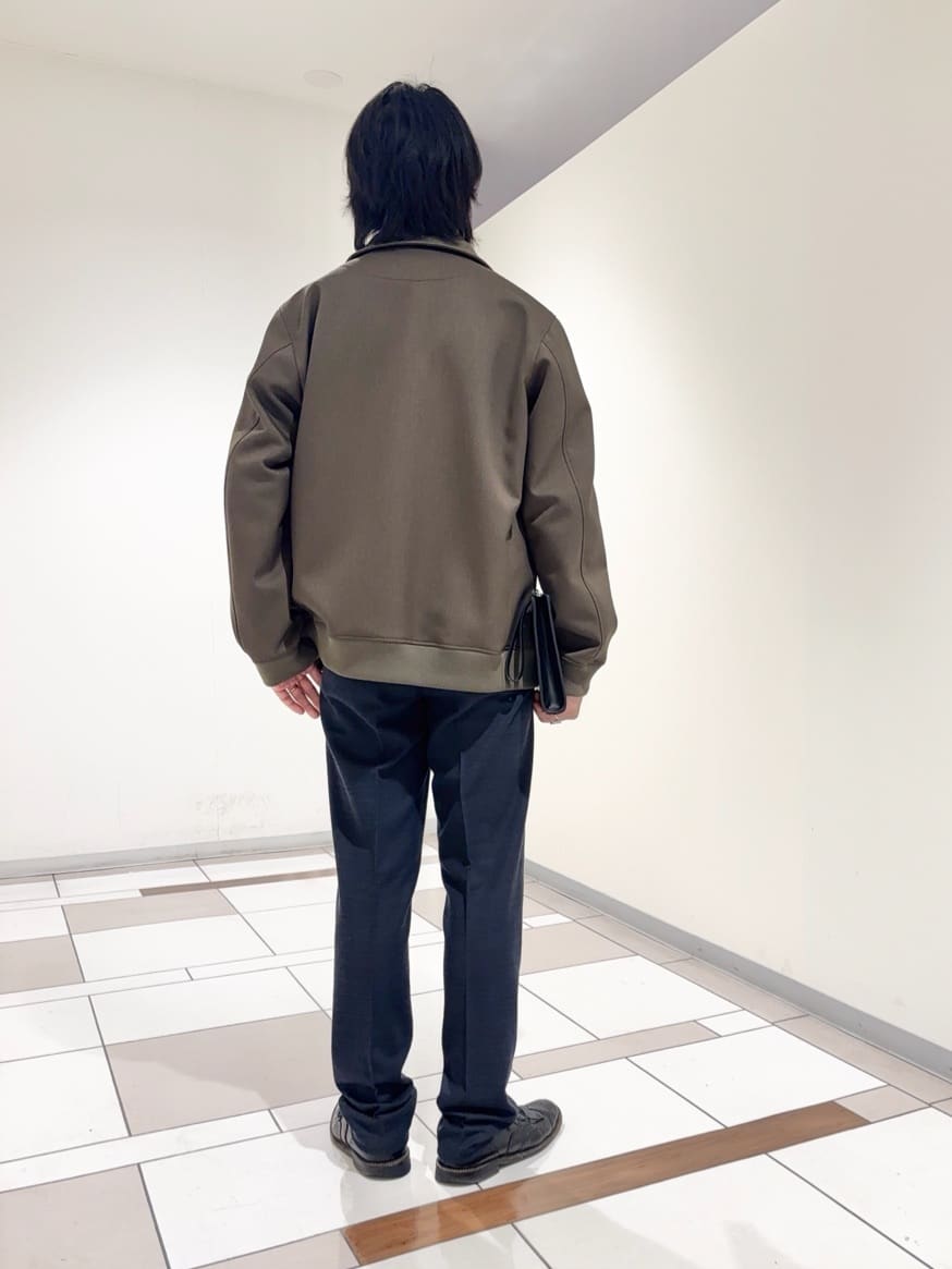 及川さんの「TAKEO KIKUCHI｜【JUST ONE LAYER】ダウンファブリック ジップアップ リブ ブルゾン」を使ったコーディネート