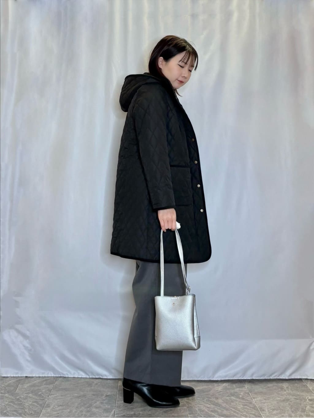 ネリさんの「SHOO･LA･RUE｜【高レビュー/洗濯機可/S-LL】さらに軽くなった スポンディッシュ裾フェイクトップス」を使ったコーディネート
