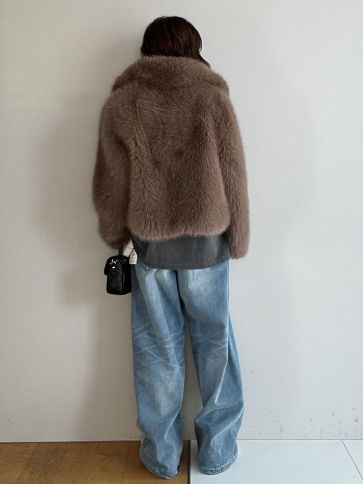 misaさんの「DRESSTERIOR｜◆HAVELESS（ハヴレス）フェイクファージャケット」を使ったコーディネート