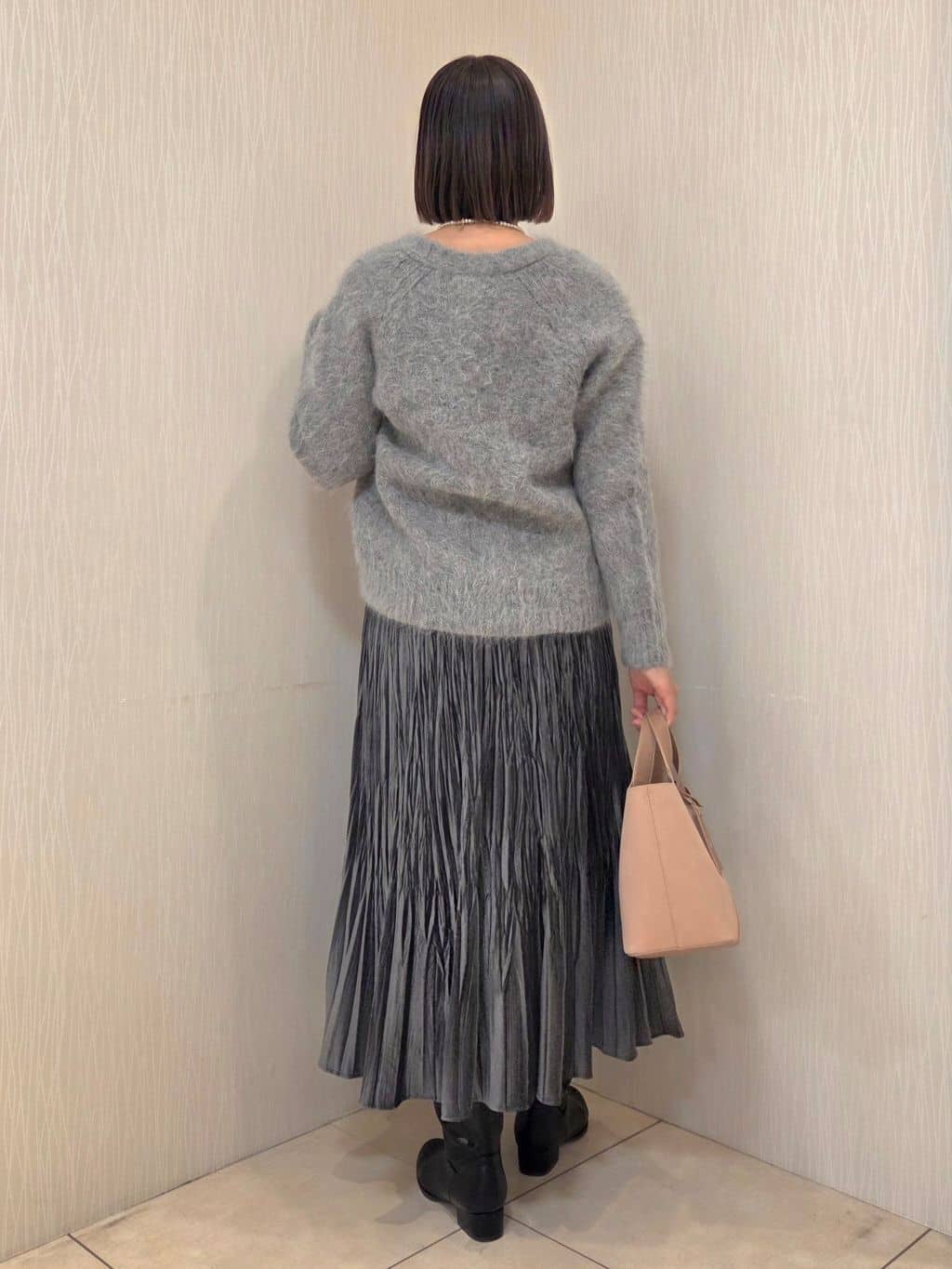 naokoさんの「UNTITLED｜【ゆったり】アルパカ混シャギー カーディガン」を使ったコーディネート
