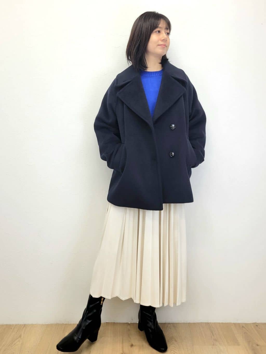 LISAさんの「OPAQUE.CLIP｜カシミヤブレンドウールミドルピーコート」を使ったコーディネート