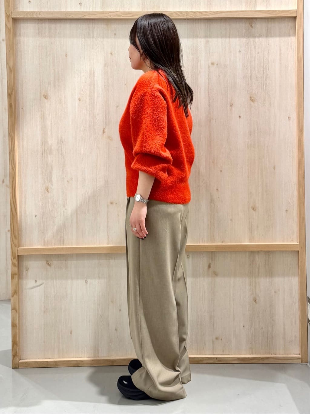 nanaさんの「THE SHOP TK｜纏うだけで大人上品 シャギーチェスターハーフコート」を使ったコーディネート