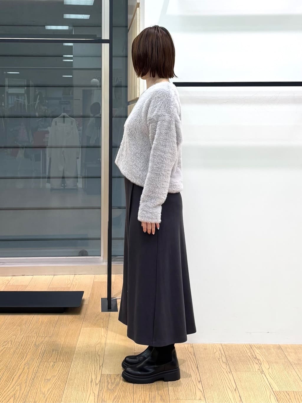 asamiさんの「INDIVI｜【洗える】エアリーシャギートップス」を使ったコーディネート