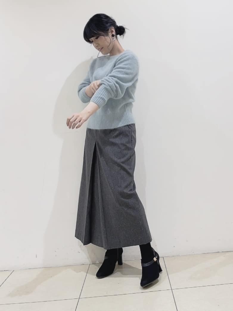 watanabeさんの「UNTITLED｜【ふわふわニット/前後2WAY】フォックスカシミヤカーディガン」を使ったコーディネート