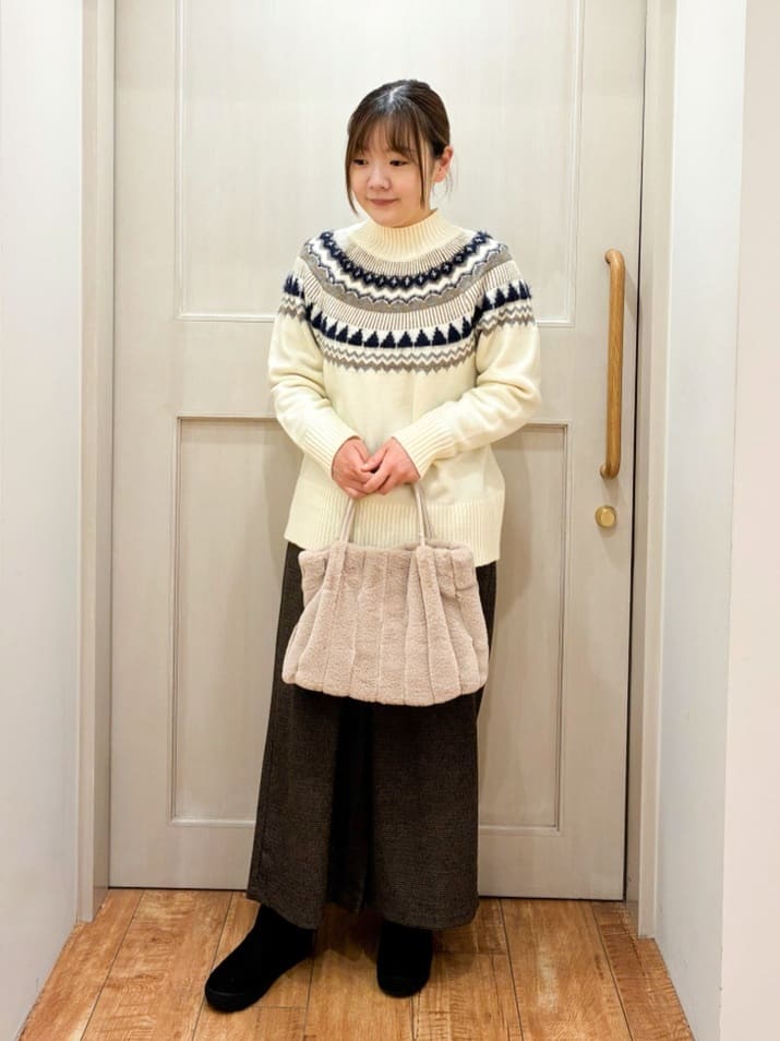 kawaさんの「SHOO･LA･RUE｜【洗濯機可/S-LL】配色が大人かわいい　フェアアイル柄求心ニット」を使ったコーディネート
