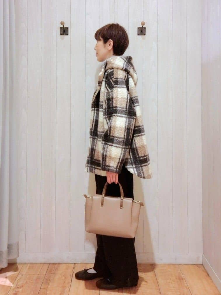 Ribさんの「SHOO･LA･RUE｜【S-LL/洗濯機可】ふわふわがやみつきになる柔らかさ スウェットライクロゴニット」を使ったコーディネート