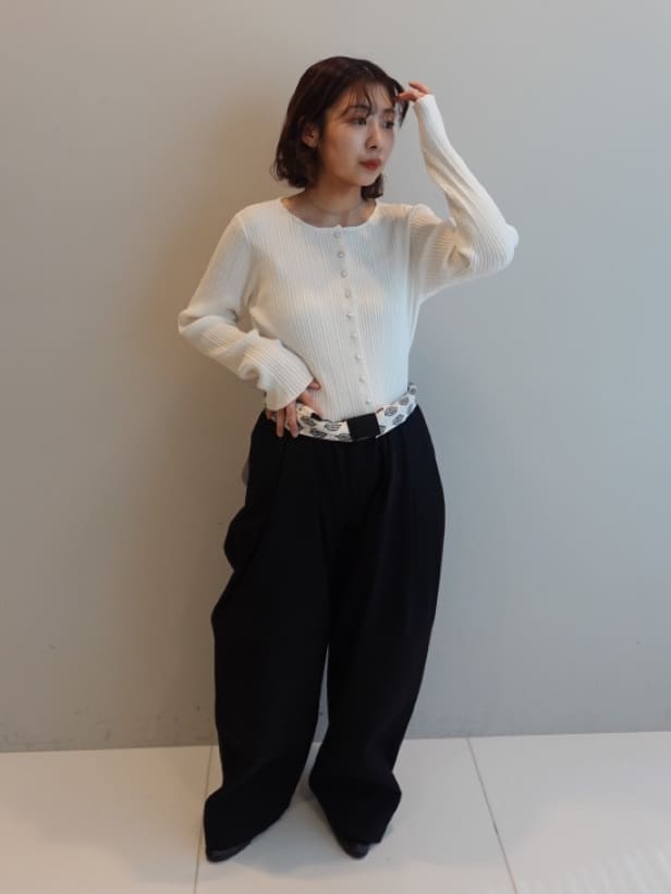 abeさんの「tk.TAKEO KIKUCHI｜【別注】Dickies バギーシルエットパンツ」を使ったコーディネート