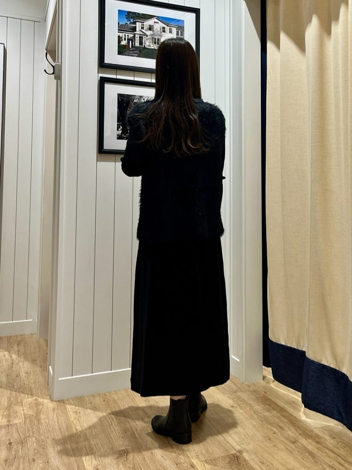mihoさんの「Dessin｜【2点セット・洗える】シャギーベストニットワンピース」を使ったコーディネート