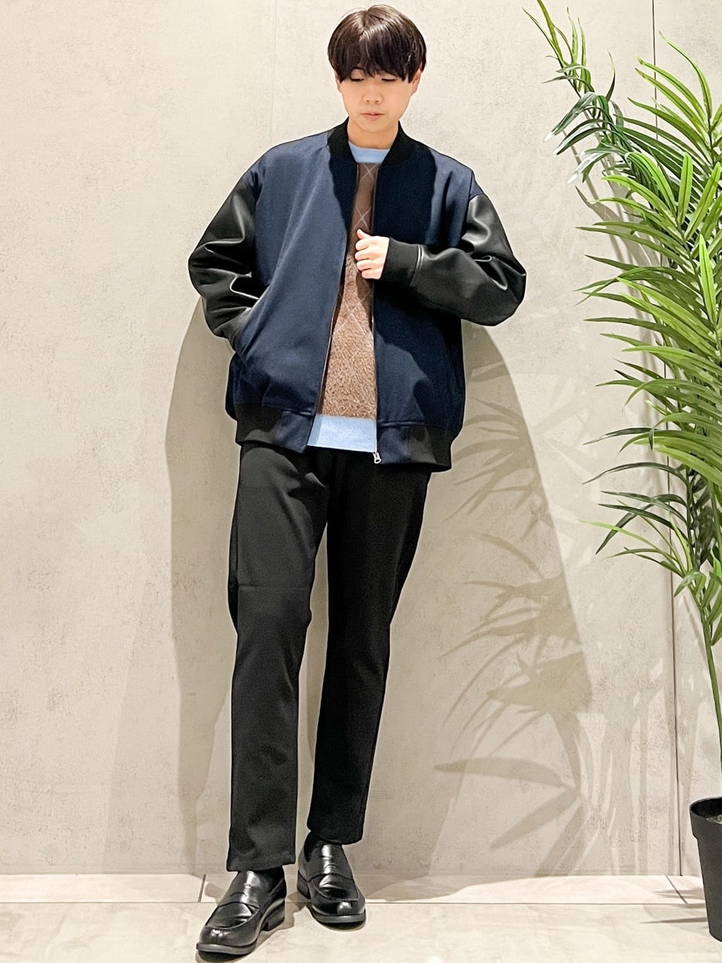 SHI-MAさんの「THE SHOP TK｜【1ランク上の大人カジュアルに】異素材コンビ リブブルゾン」を使ったコーディネート