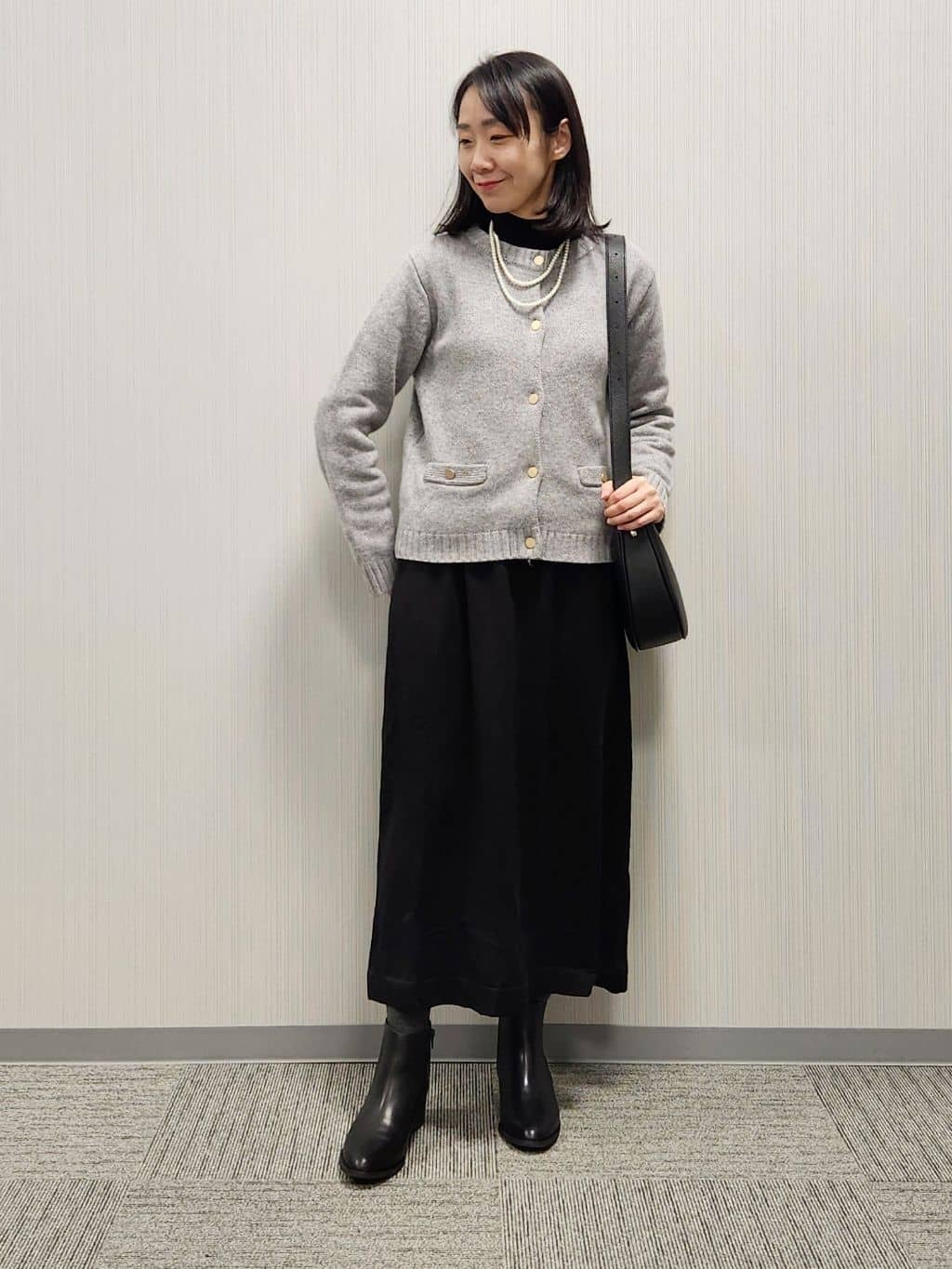 naraさんの「Dessin｜ウールカシミヤカーディガン」を使ったコーディネート