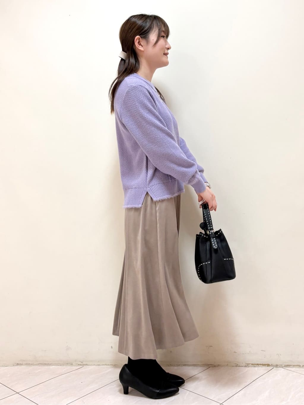 mikiさんの「Reflect｜【通勤】スエードライクフレアスカート」を使ったコーディネート