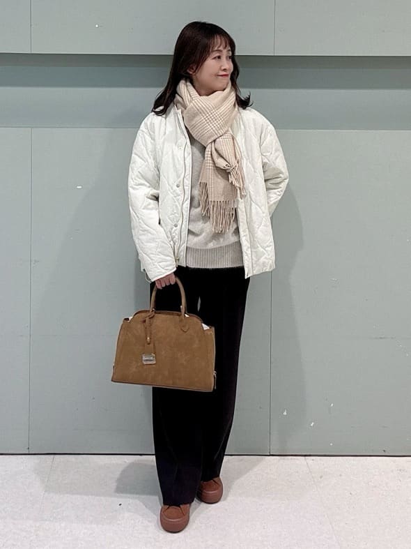 makiさんの「UNTITLED｜【大人な品格/ふわふわニット】フォックスカシミヤ コクーンニット」を使ったコーディネート