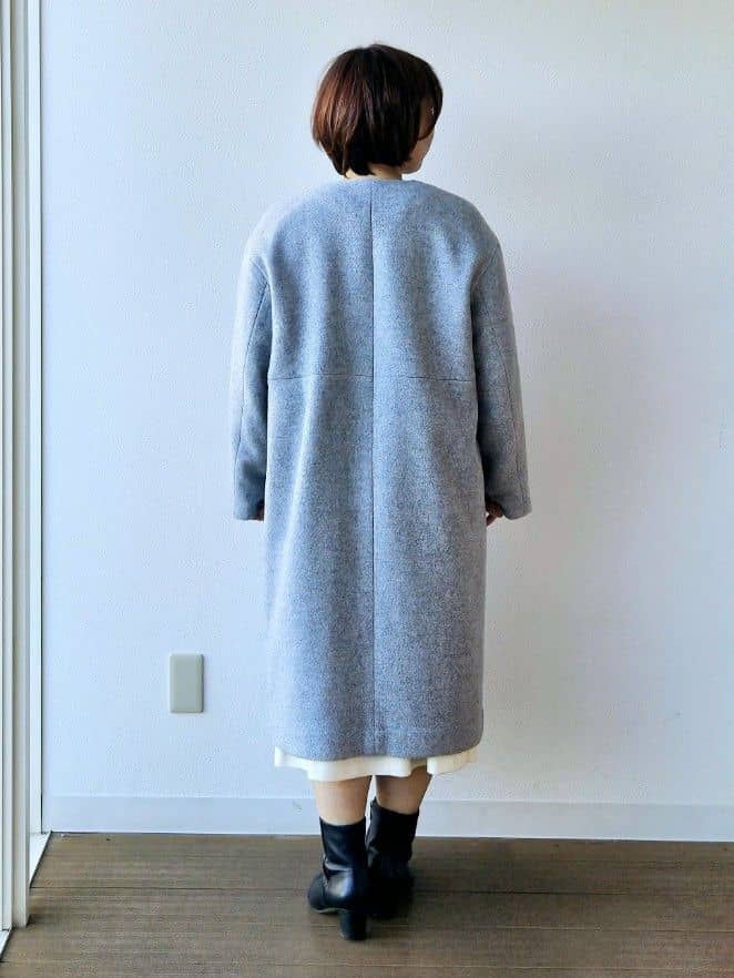 やじまさんの「UNTITLED｜【軽量／ウール混】ライトフォルム ロングコート」を使ったコーディネート