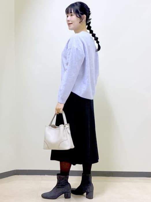  beni_gingerさんの「Reflect｜【通勤】スエードライクフレアスカート」を使ったコーディネート
