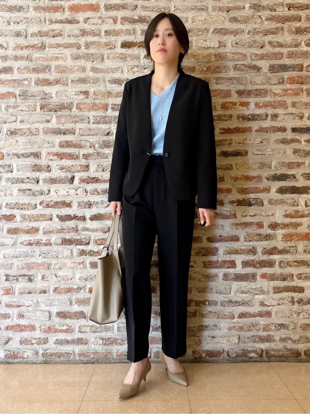 しばさんの「THE SHOP TK｜【通勤スタイルに】ダブルクロス ノーカラージャケット/セットアップ可」を使ったコーディネート