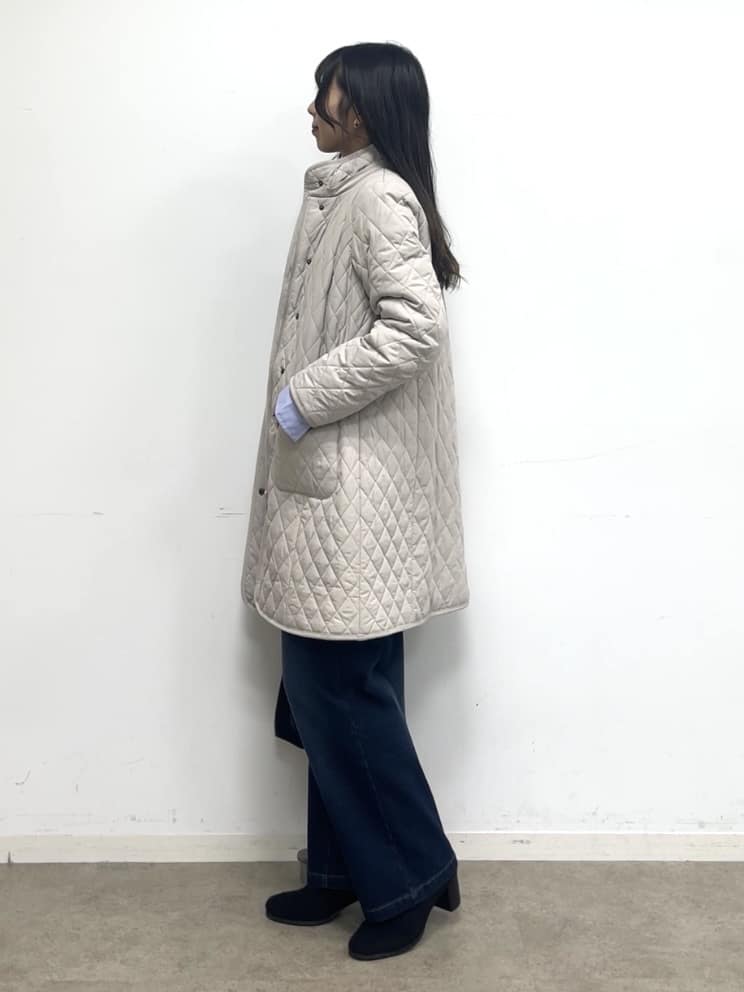 cotaniさんの「SHOO･LA･RUE｜【撥水/フード取り外し可】自然にくびれる あったかダイヤ柄キルトコート【CIRCRIC】」を使ったコーディネート