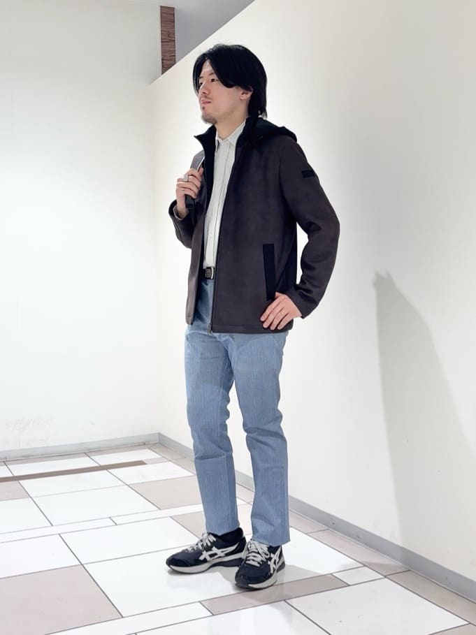及川さんの「TAKEO KIKUCHI｜【JUST ONE LAYER】ダウンファブリック ジップアップ フード ブルゾン」を使ったコーディネート