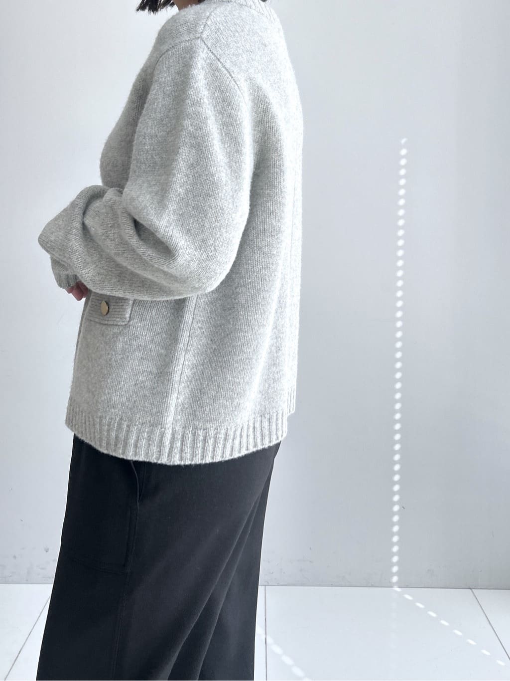 Hirokaさんの「Dessin｜ウールカシミヤカーディガン」を使ったコーディネート