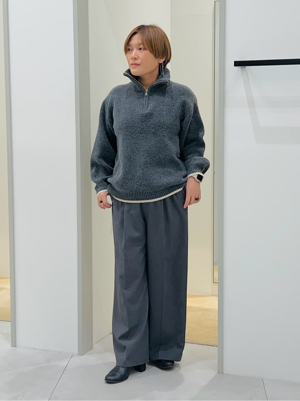 タナさんの「THE SHOP TK｜【洗える】ほど良くラフで女性らしい ハーフZIPニット」を使ったコーディネート