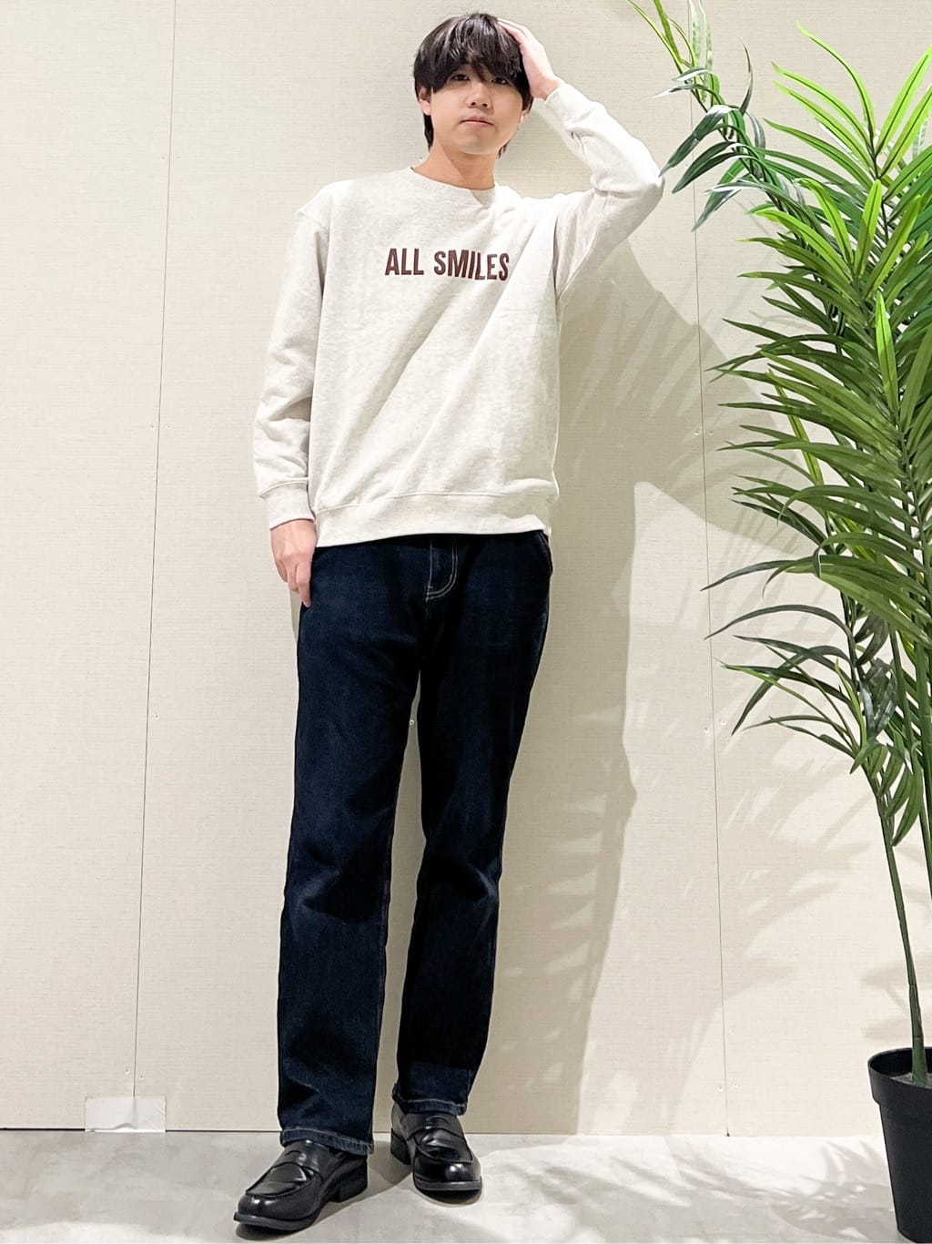 SHI-MAさんの「THE SHOP TK｜PEANUTS ／ ピーナッツ スヌーピー ミニ裏毛スウェット」を使ったコーディネート