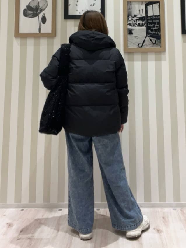 mさんの「SHOO･LA･RUE｜【撥水/洗える】ショートフーディーダウン」を使ったコーディネート