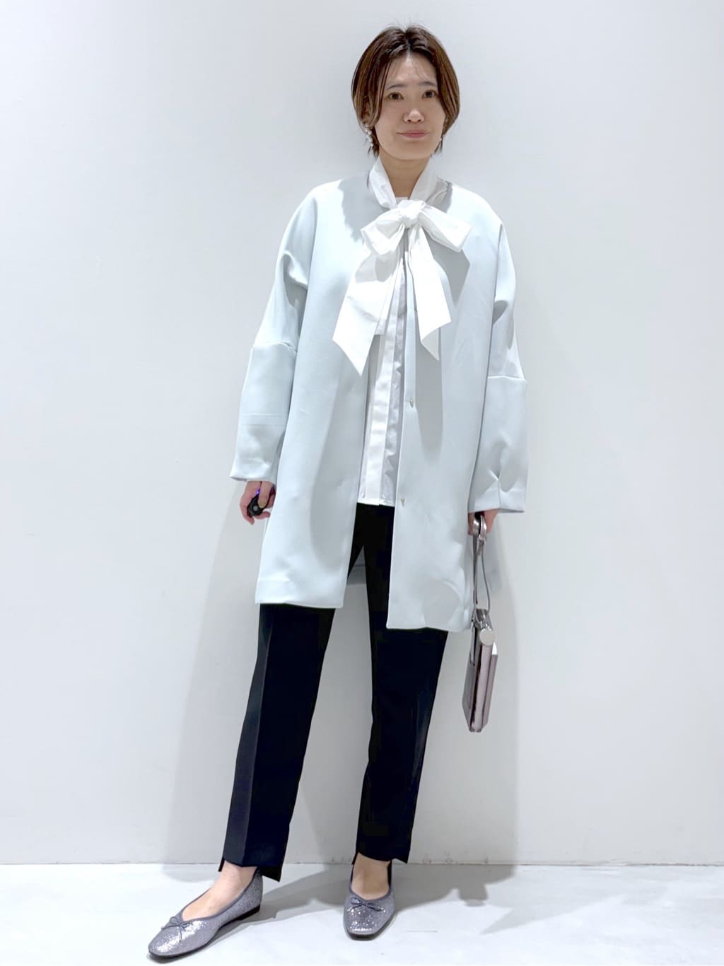 こじさんの「OPAQUE.CLIP｜合皮携帯ミニショルダーバッグ」を使ったコーディネート