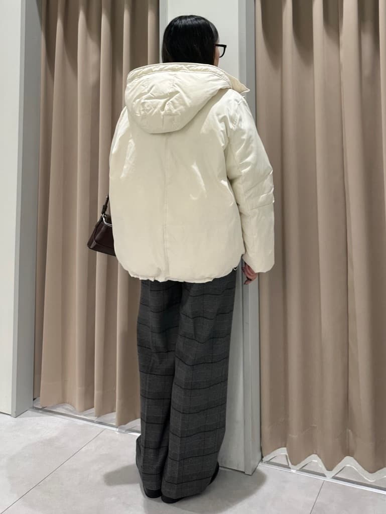 cottonさんの「THE SHOP TK｜【ぎゅっとされているような暖かさ】撥水中綿ブルゾン」を使ったコーディネート