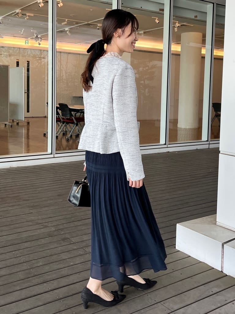 はばさんの「Couture brooch｜【ハレの日・通勤】カルゼスラブツイードジャケット」を使ったコーディネート