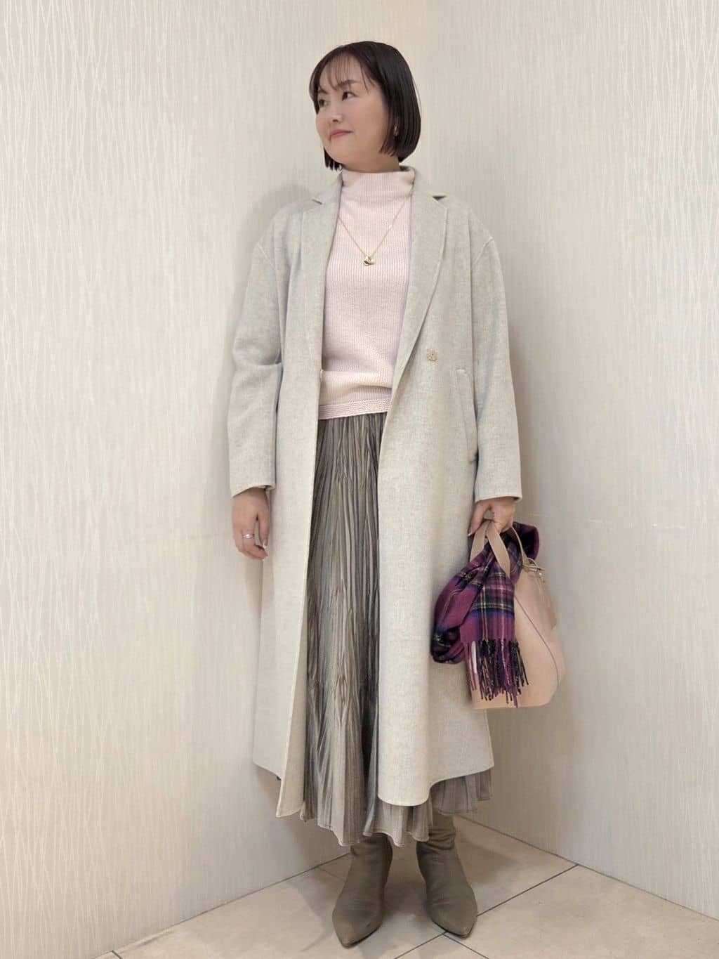 naokoさんの「UNTITLED｜【ロング丈/軽やか】テーラード　リバーコート」を使ったコーディネート
