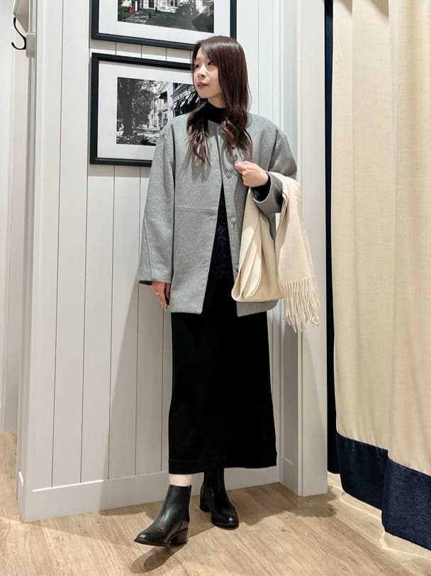 mihoさんの「Dessin｜【2点セット・洗える】シャギーベストニットワンピース」を使ったコーディネート