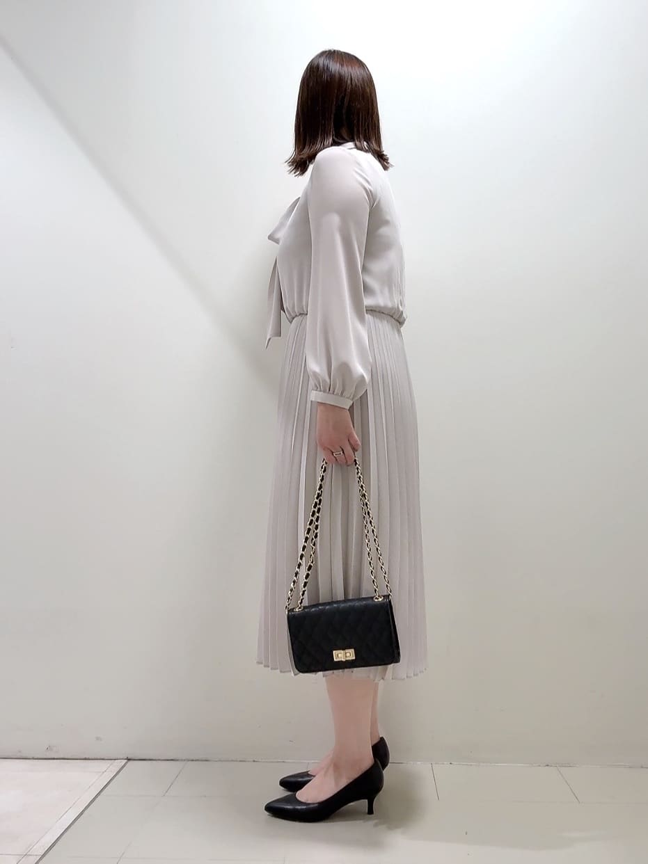 YUIさんの「UNTITLED｜【スタイリッシュ／オンオフ兼用】ウールチェスターコート」を使ったコーディネート