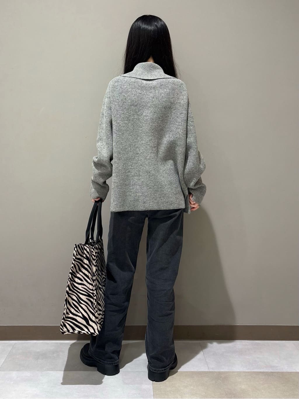 KEIKOさんの「INDIVI｜【軽量／ウール混】ライトフォルム ロングコート」を使ったコーディネート