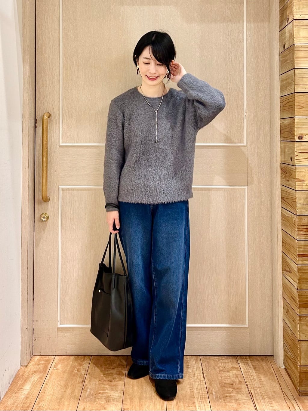 ちぐささんの「SHOO･LA･RUE｜【洗濯機可/撥水】フェイクファーフード ロングダウン」を使ったコーディネート