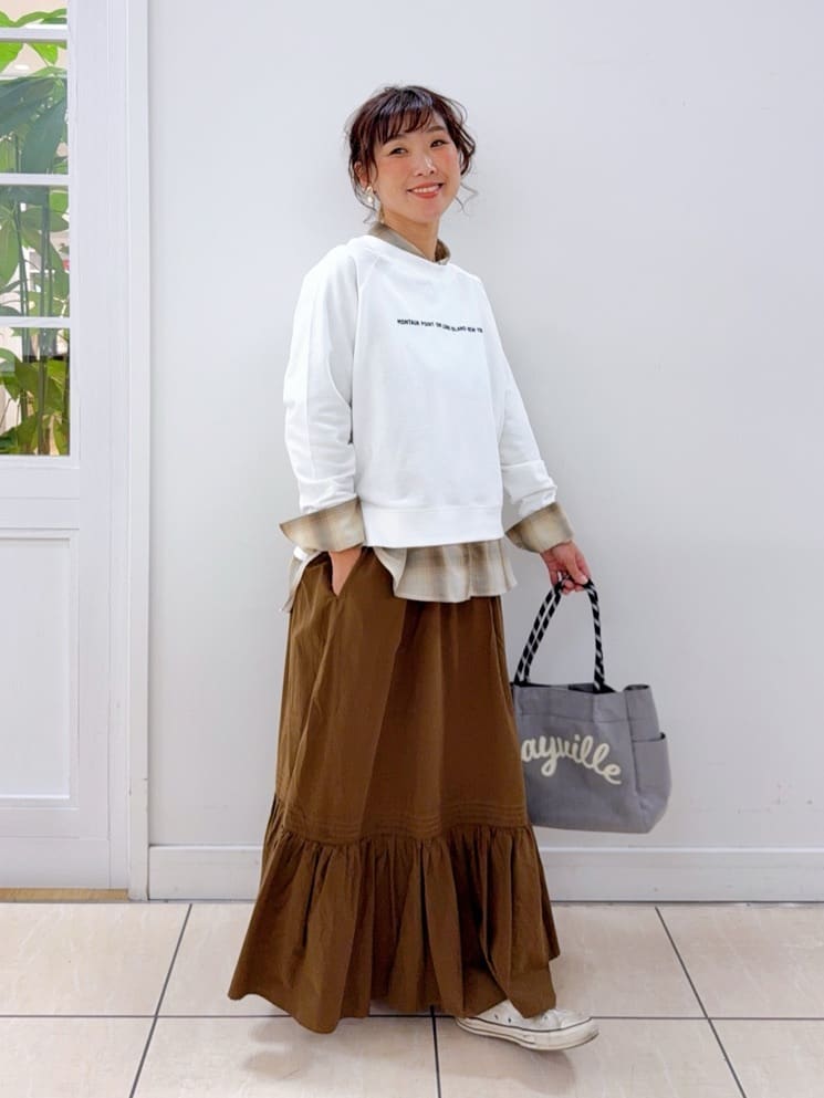 Osawaさんの「Dessin｜【洗える】ラグラン切り替えミニロゴカットソー」を使ったコーディネート