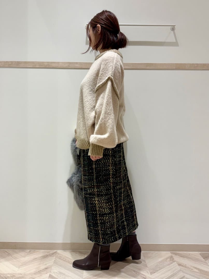 c_h_i_k_aさんの「SHOO･LA･RUE｜【S-LL】配色デザインがポイント ざっくり編みゆるニット」を使ったコーディネート