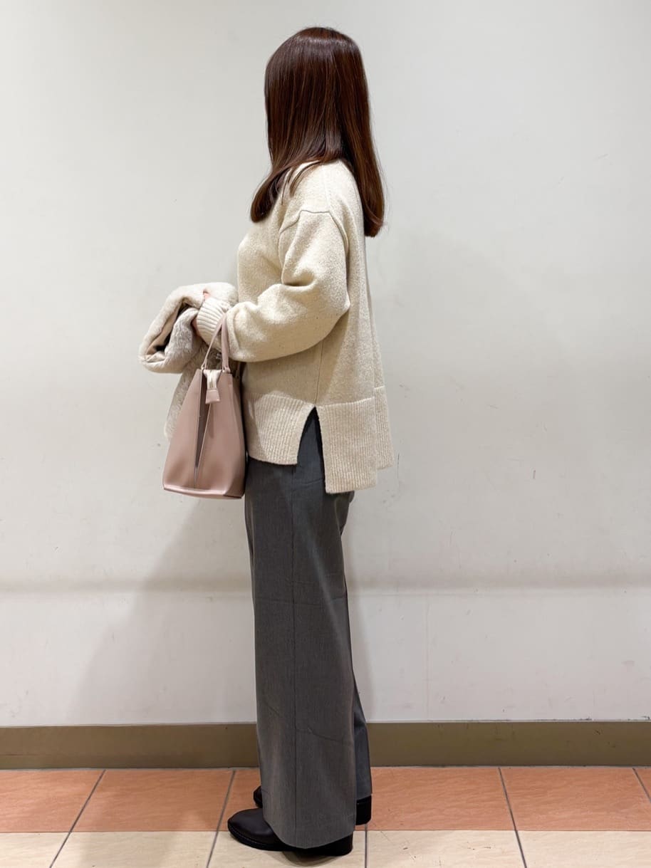 かなさんの「OPAQUE.CLIP｜ウォームタッチ イージーワイドパンツ【洗濯機洗OK／ストレッチ】≪SS～LL≫」を使ったコーディネート