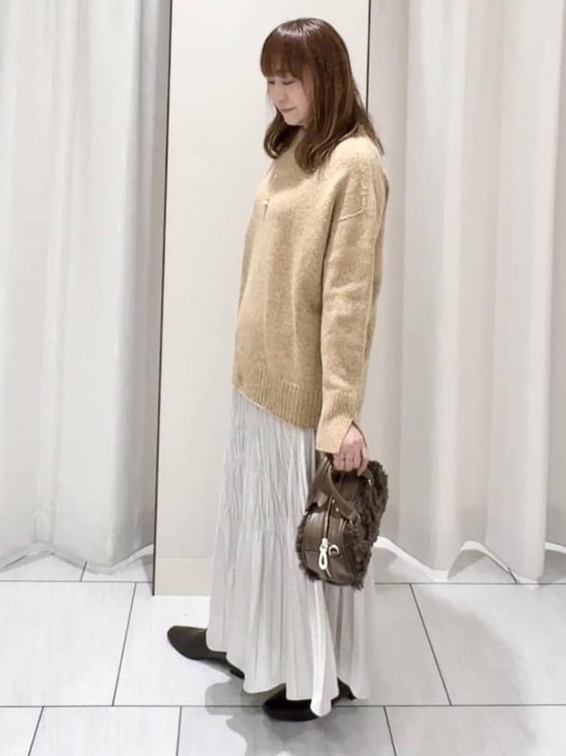 ʏᴜᴋɪᴋᴏさんの「UNTITLED｜【ゆったり】三つ杢カラーニット」を使ったコーディネート