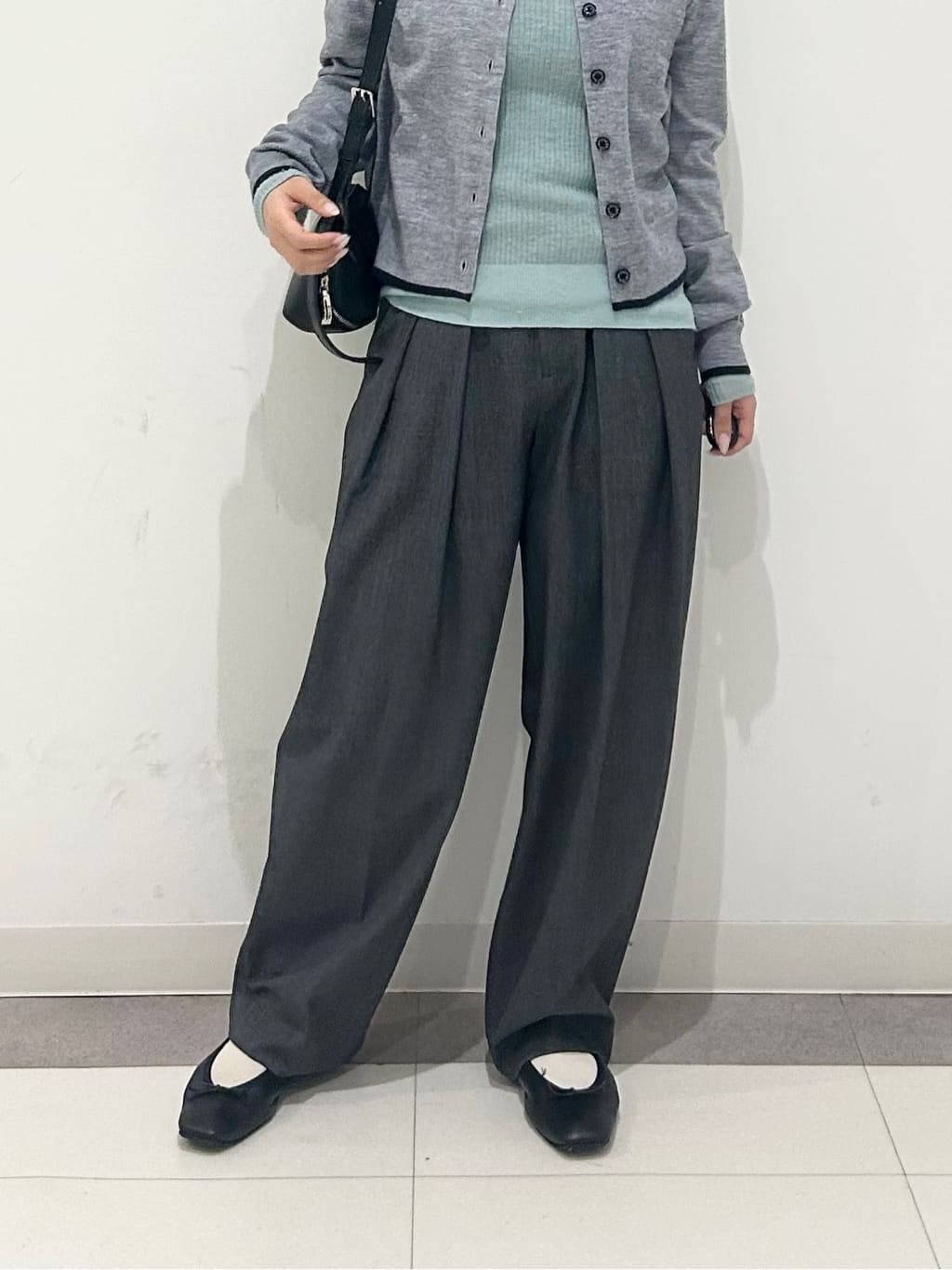 とりみさんの「DRESSTERIOR｜◆ソフトレザーバレエシューズ」を使ったコーディネート