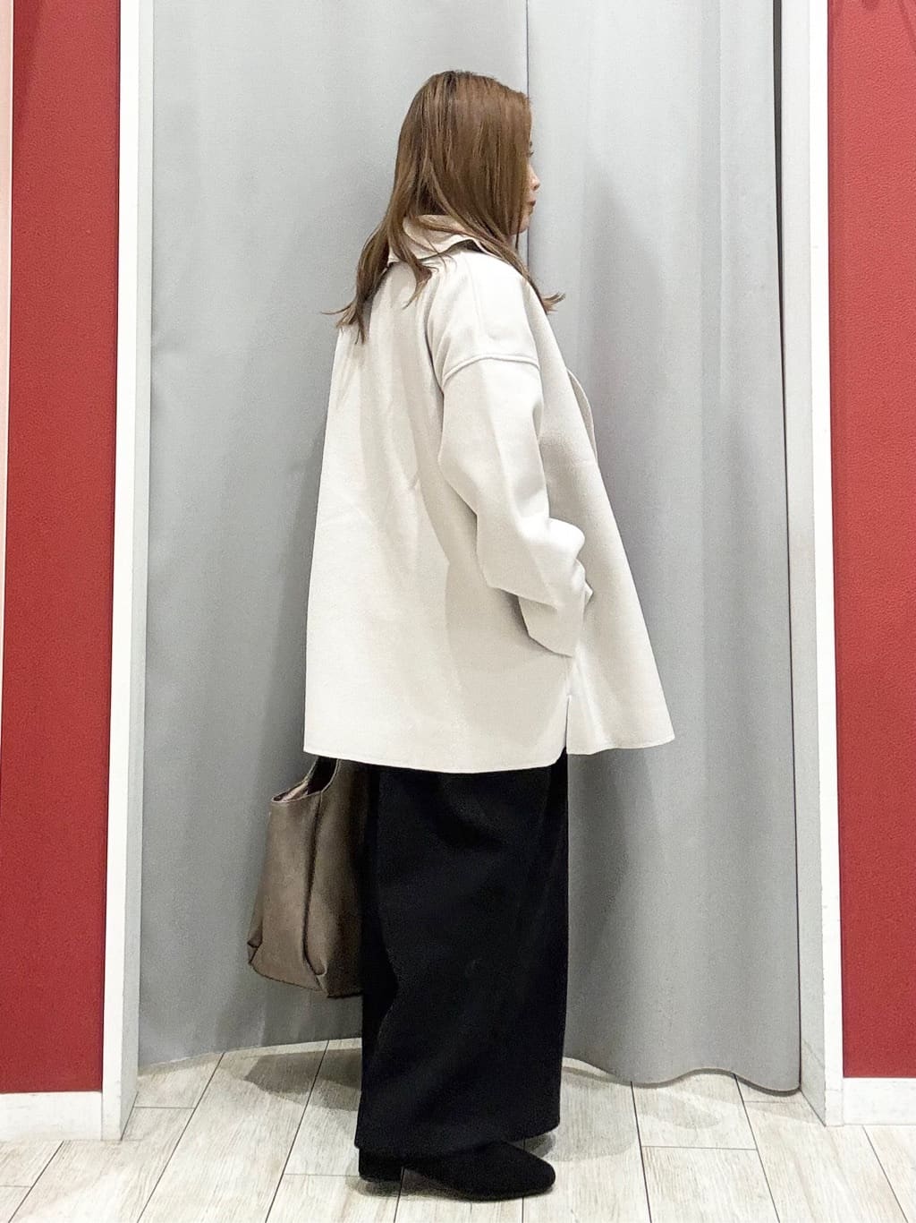 shioさんの「SHOO･LA･RUE｜【洗濯機可/S-LL】厚すぎない　ゆったりシンプルもちもちニット」を使ったコーディネート