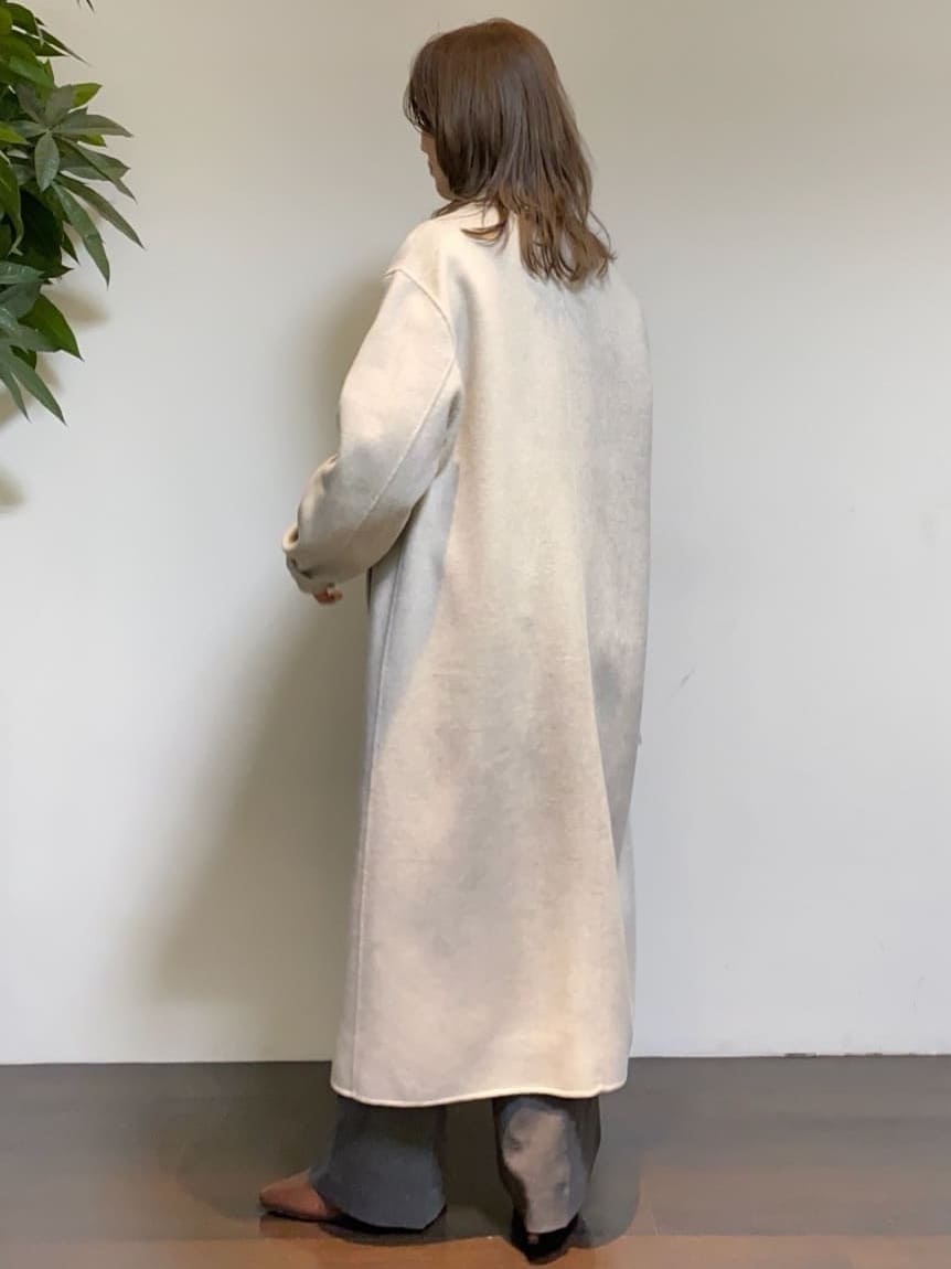 tomoさんの「UNTITLED｜【8色展開／コンパクト丈】レーヨン混 コクーンニット」を使ったコーディネート