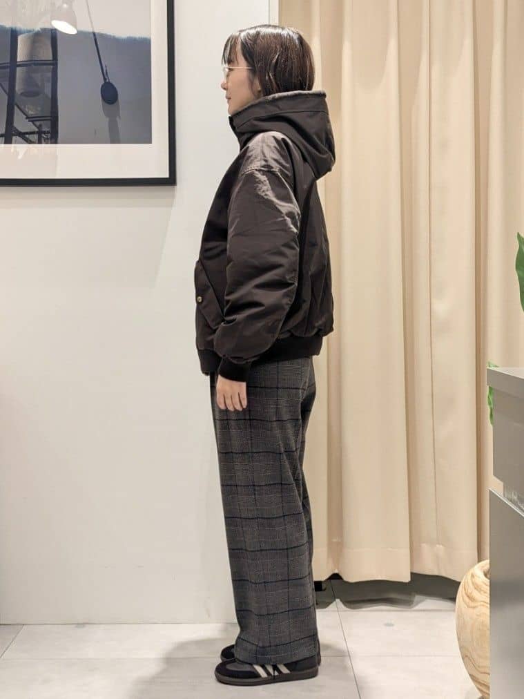 なめさんの「THE SHOP TK｜ふんわり柔らかきれい色 ウール混ハイネックニット」を使ったコーディネート