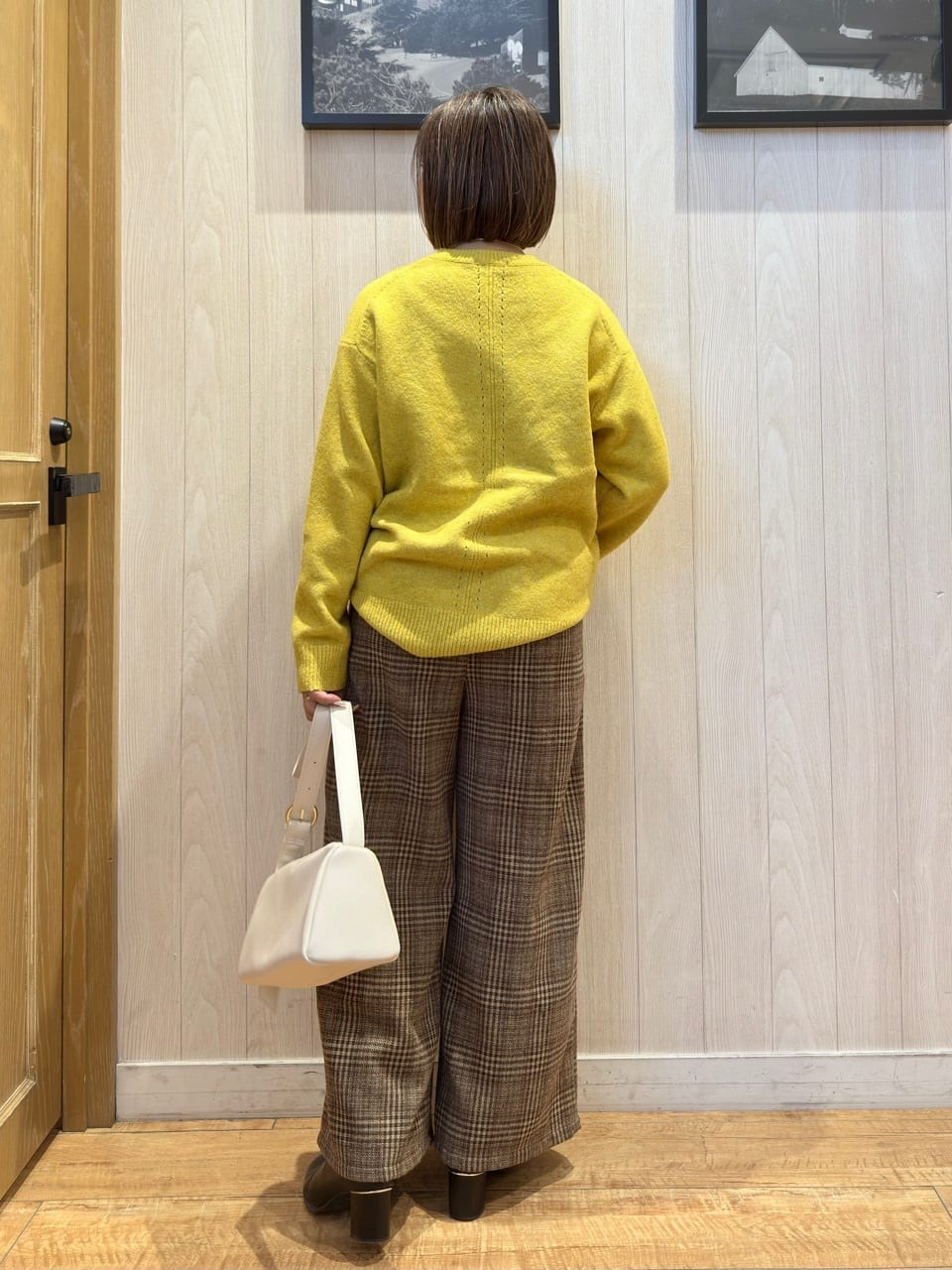 Megさんの「SHOO･LA･RUE｜【あったか/S-LL】脚のラインをきれいに魅せる チェック柄ワイドパンツ」を使ったコーディネート